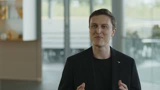  How McLaren Racing Runs IT at F1 Speed ft Dan Keyworth