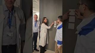 צפו: אביתר דוד כיבה את האור במחלקת השבים (חדשות ערוץ 7) - התמונה מוצגת ישירות מתוך אתר האינטרנט יוטיוב. זכויות היוצרים בתמונה שייכות ליוצרה. קישור קרדיט למקור התוכן נמצא בתוך דף הסרטון צפו: אביתר דוד כיבה את האור במחלקת השבים (חדשות ערוץ 7) - התמונה מוצגת ישירות מתוך אתר האינטרנט יוטיוב. זכויות היוצרים בתמונה שייכות ליוצרה. קישור קרדיט למקור התוכן נמצא בתוך דף הסרטון