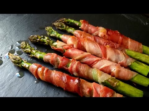 Espárragos al horno con jamón