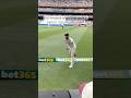 Virat being Virat to nasty Aussie crowd - ES Shorts Virat being Virat to nasty Aussie crowd