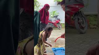 Download lagu PROSESI KHITANAN ANAK PEREMPUAN ‼️ADAT BUGIS MAKASSAR mp3