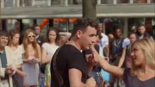 Nielson - Sexy als ik dans (dutch and english subs)