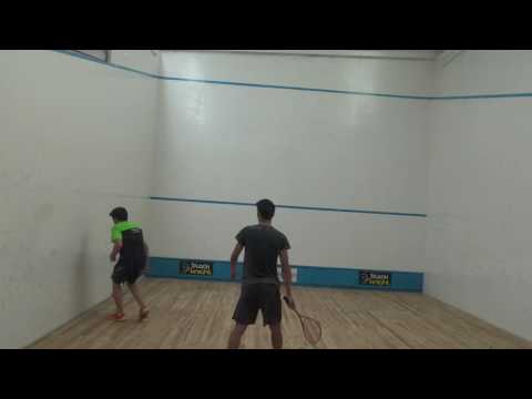 SQUASH APIZACO JUAN C GOMEZ VS LEO 4 SET