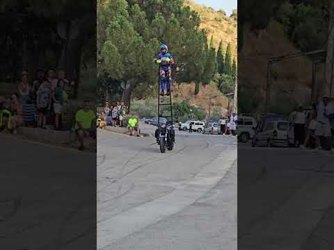 weird stunt #yamaha #bmw #casablanca #moto #maroc #bikelife #c50