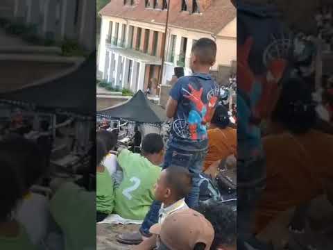 _ Mahaleo , Lolo sy ny tariny , Tsiakoraka ) Lundi de pâques, 21 avril 2025... ( Inay aho )