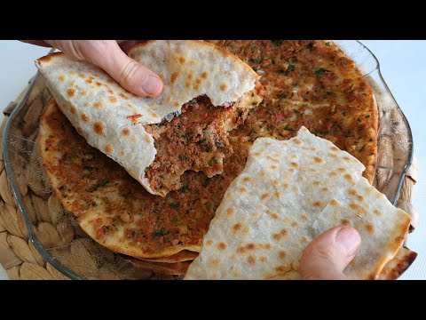 Amazing Pizza (Lahmacun) Recipe! The Best of Turkish Food