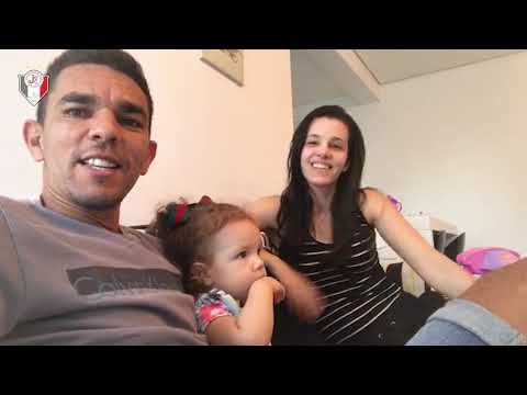 Ao lado da família, Edson Ratinho mostra rotina de treino na quarentena