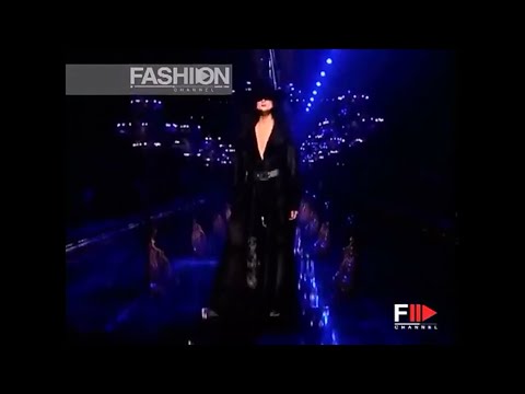 John Galliano fall-winter 2006-2007 OFFICIAL AND ORIGINAL VIDEO