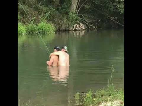 William do Rio Abaixo e Rogerinho foi visto pescando em rio proibido na Laranjeira