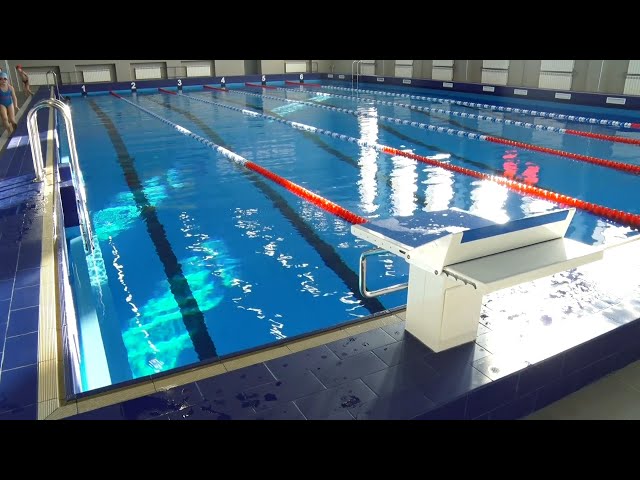 Бассейн «Ангара» открыл свои двери