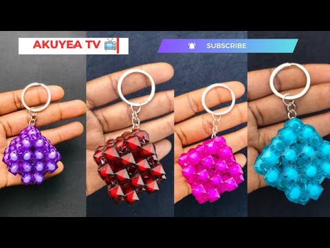 Very Easy way to make a Dice Shaped BEADED KEYCHAIN//DIY Beaded Keyholder