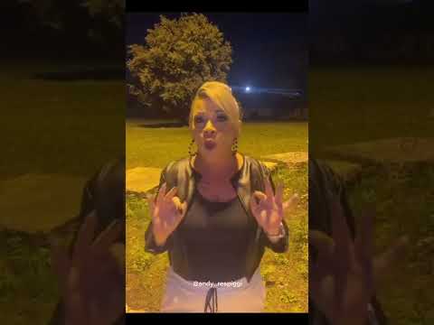 Angela da Mondello, viene lasciata fuori dalla casa del Gfvip e scoppia in lacrime