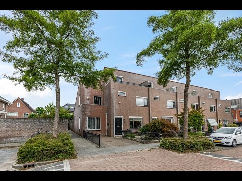 Hoekwoning in Nijkerkerveen | Domicilie Makelaars