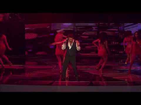 Bano De Mujeres En Concierto - Mijares