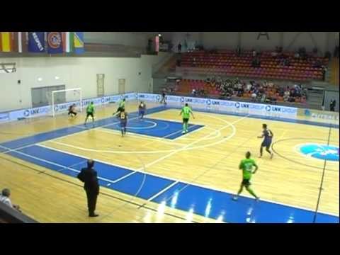 30.09.2011. UEFA Futsal Cup: Gyor ETO FC - Barcelona highlights