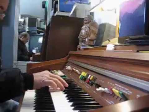 Rich Fontana  Plays - I'm Making Believe