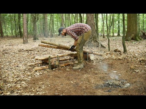 Budowa stałego obozu bushcraftowego na jesień i zimę.