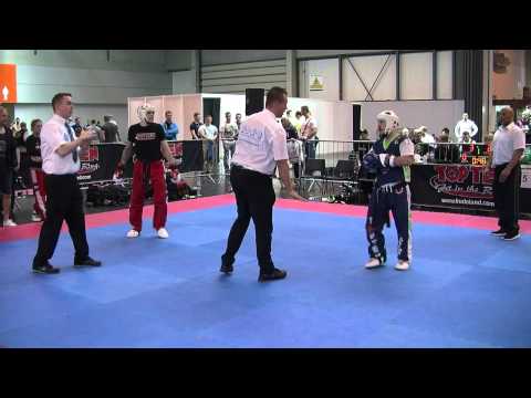 Lewis Morrison v Robbie Lavoie Top Ten British Championships 2015