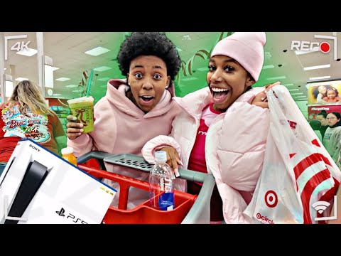 CHRISTMAS SHOPPING VLOG 😱 | VLOGMAS DAY 4 🎄