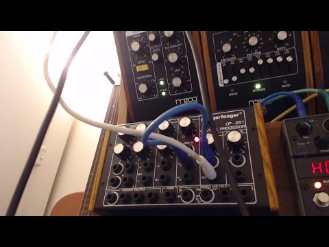 Akai MPC1000 beat into mf104z  with freqbox in the feedback path 2017 05 08