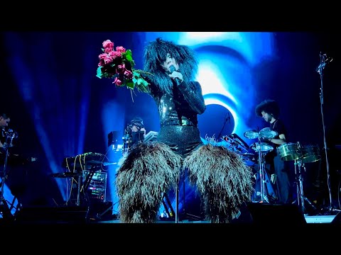 Róisín Murphy - Forever More/Hit Parade - LIVE *4K* FRONT ROW VIEW - HIT PARADE TOUR - Wolverhampton