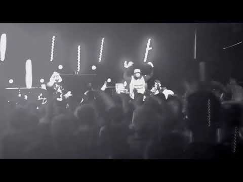 BlabberMouf killin'  the Methodman verse  on stage with GhostFaceKillah Wu Tang Clan