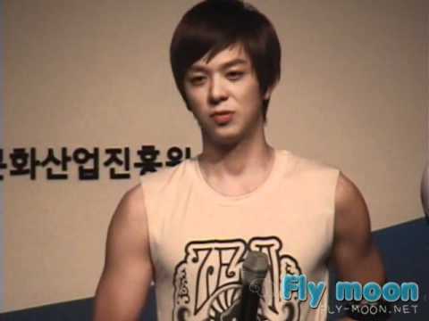 [FANCAM] 100819 ZE:A Moon Jun Young