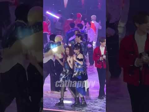 Taeyong and Haechan fighting over Felix😭😭😭...#straykids #felix #taeyong #haechan