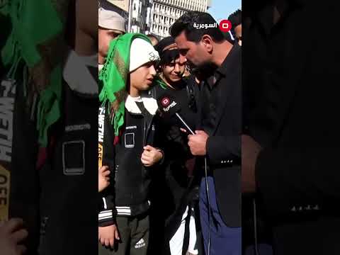 شاهد بالفيديو.. صار ٥ ايام امشي حتى ازور الامام الكاظم