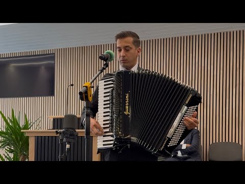 Claudiu Stefan | Cândva, sus pe Tabor a strălucit un nor