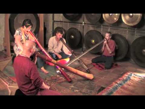 Klangkeller Bern: Didjeridu-Klang-Reise