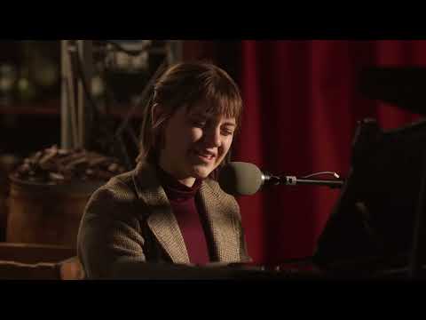 Venetian Artist Showcase: Julia Randell