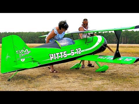 GIGANTIC XXXL PITTS S-12 SCALE 1:1.7 56KG MODEL BIPLANE FLIGHT DEMONSTRATION