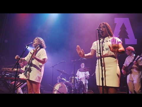 Caroline Smith - Magazine | Live From Lincoln Hall