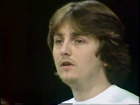 Fashion | David and Elizabeth Emanuel |Wedding Dress | 1977