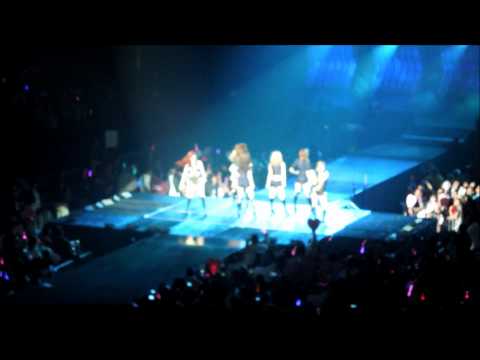 120520 SMTOWN LIVE 2012 ANAHEIM - SNSD - Genie ( Tell Me Your Wish )