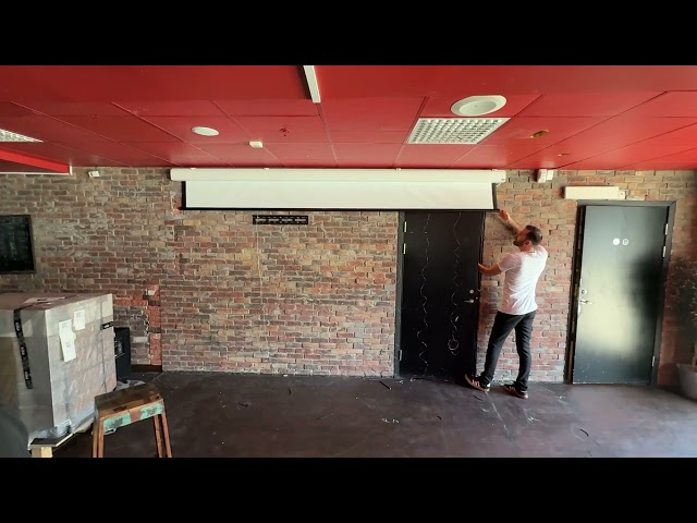 1176372 Projector with motorized large screen