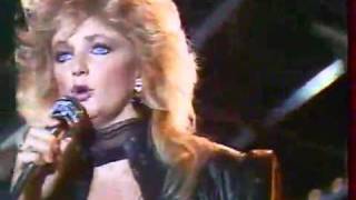 Bonnie Tyler - Here She Comes Live (Live Vocal)
