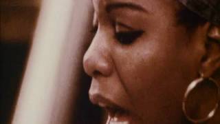 Nina Simone - Ain't Got No / I Got Life - Live 1970