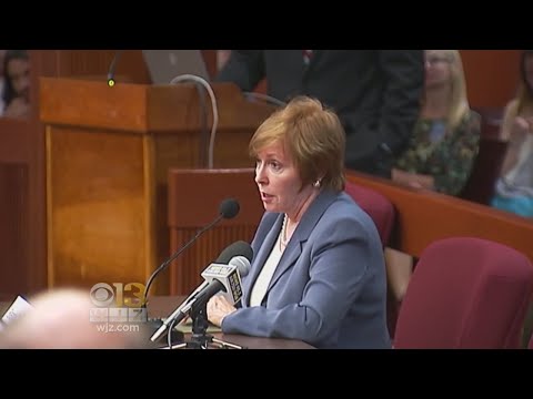 CDC Director Who Owned Stocks In Beer, Soda, Tobacco, Resigns