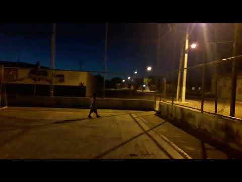 gol olímpico na quadra