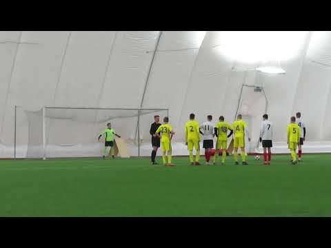 Тимур Борисенков (ФК Минск U16) забивает в ворота БАТЭ U16