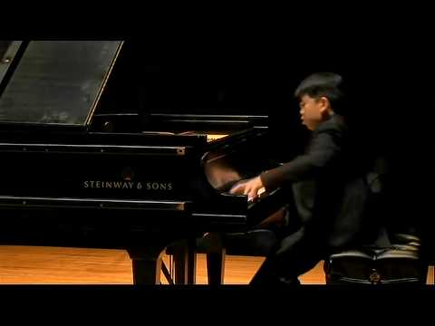 ARISTO SHAM (13yo) A. GINASTERA 3 DANZAS ARGENTINAS