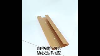 Držiak pohárov pod kuchynskú linku strieborný matný