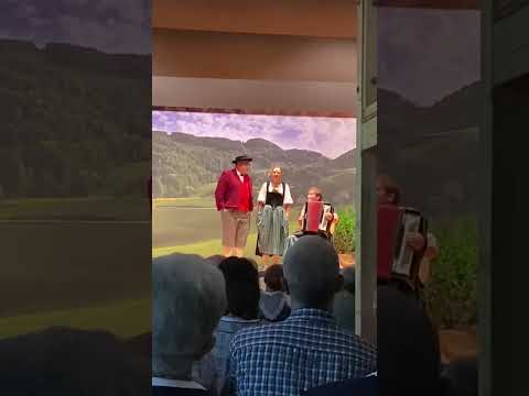 Jodelduett Yvonne Fend & Sämi Studer  - Was hani gseh im Garte (Emil Grolimund)