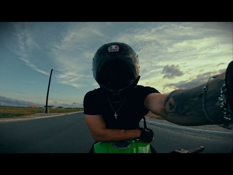 " Again "- Noah Cyrus (FT. XXXTENTACION) Ninja 300 cruise
