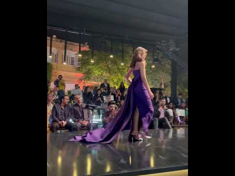 Gorgeous Iqra Aziz walks on Ramp #iqraaziz #rampwalk