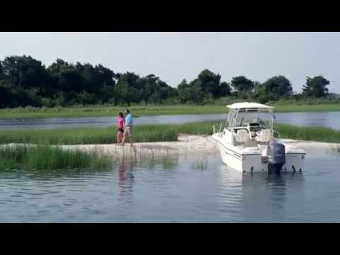 The Grady-White SEAFARER 226
