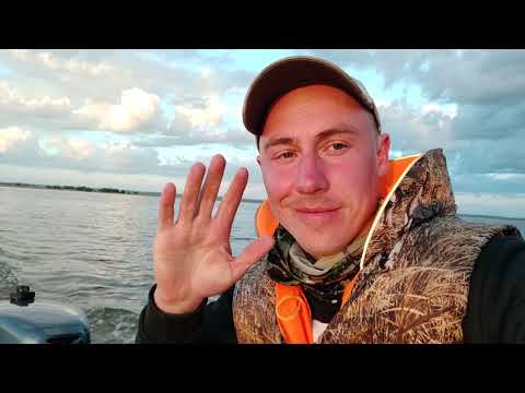 Лодочный мотор Тарпон 5 первый запуск после зимы. Отзыв о моторе тарпон. Прогулка по оз. Неро.