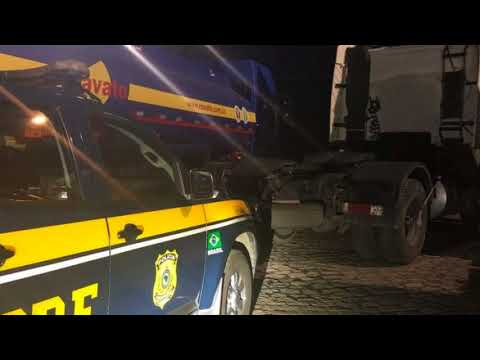 PRF recupera caminhão roubado